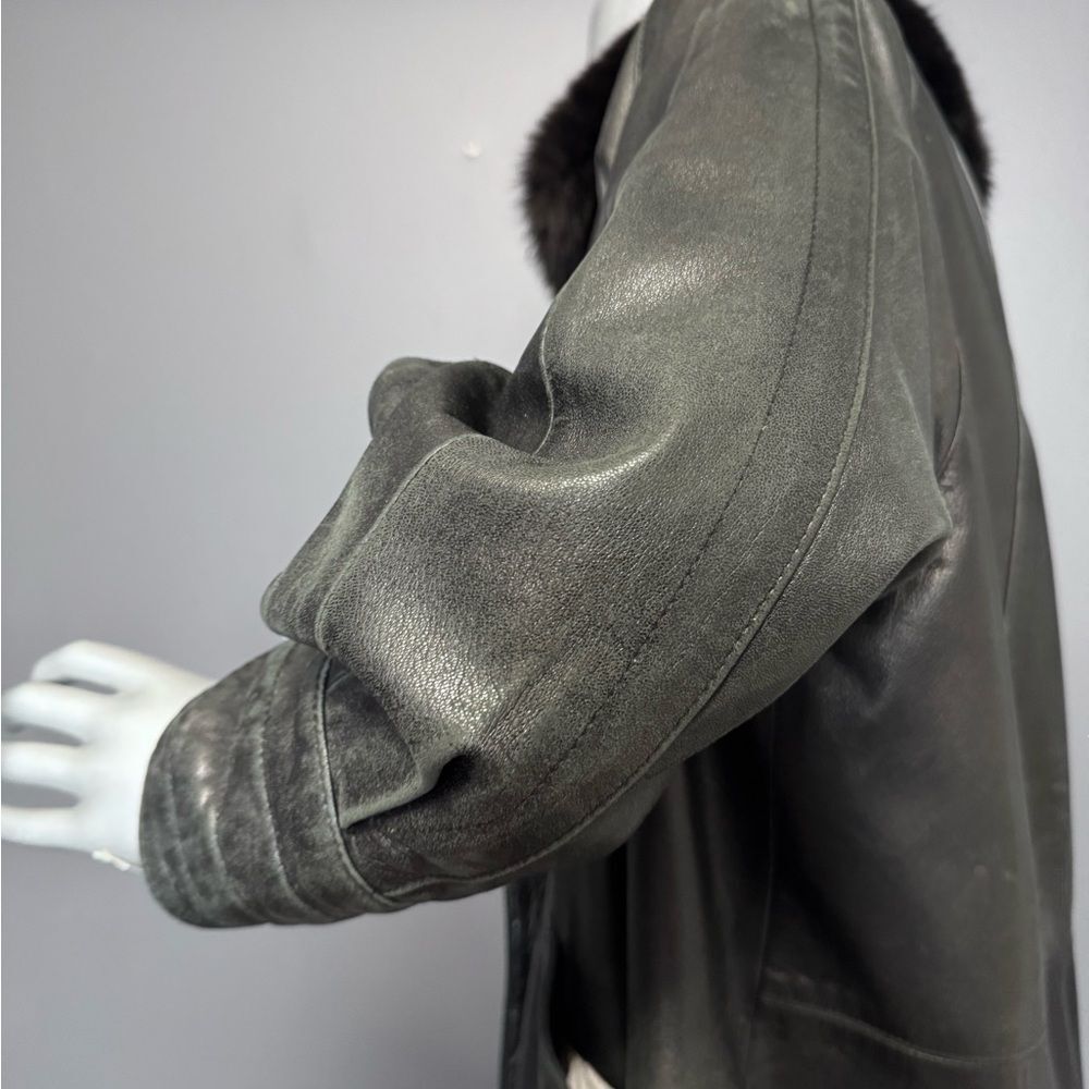 ❌SOLD❌ Black Leather Fur-Trim Trench Coat W/ Gold Buttons - Picture 11 of 15